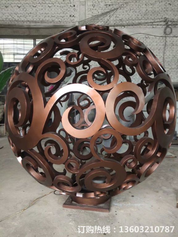 304不锈钢镂空球雕塑7